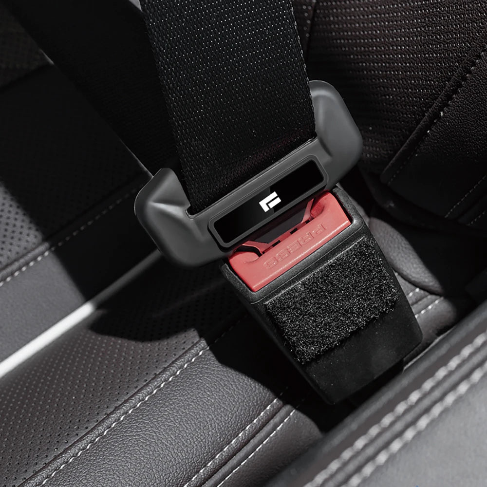 ROX 01 — Silicone Seat Belt Buckle Protective Cover Set