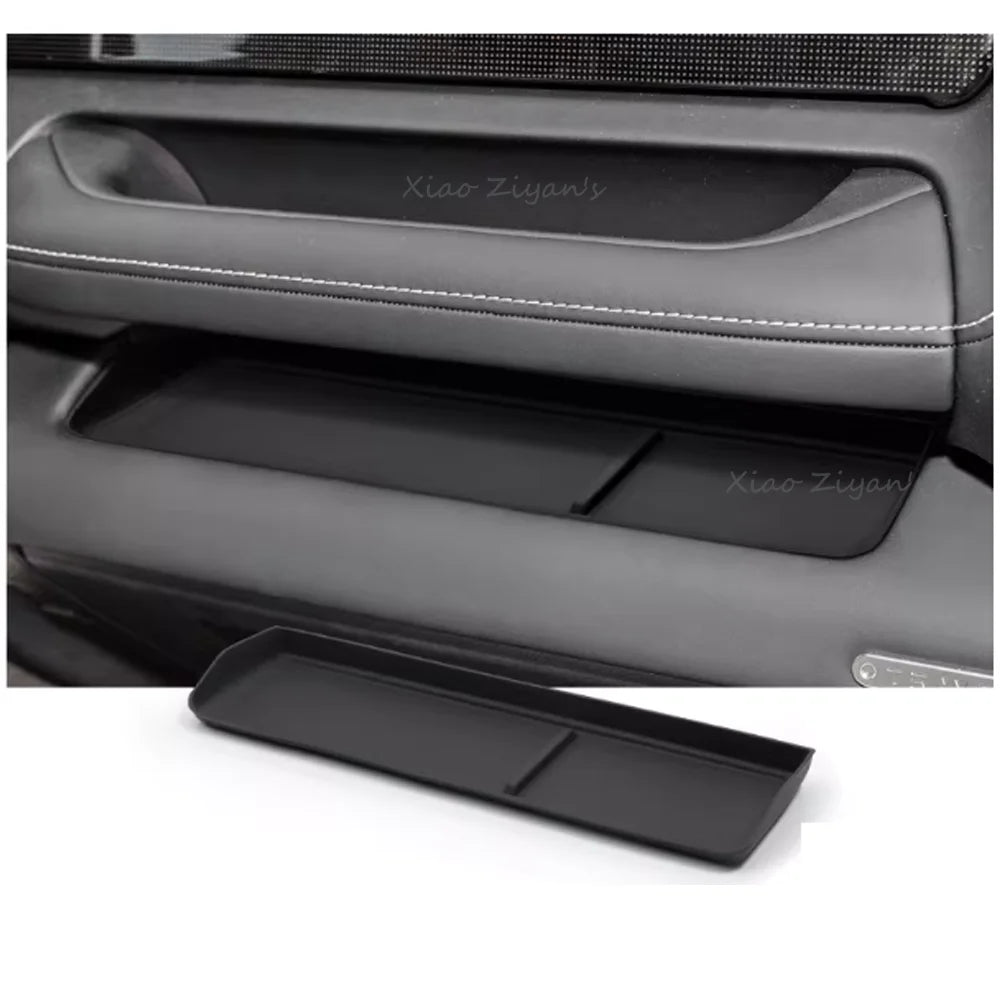 Jetour T1 — Centre Console Storage Box, Wireless Charging Pad & Cup Holder Cover (2024–2026)