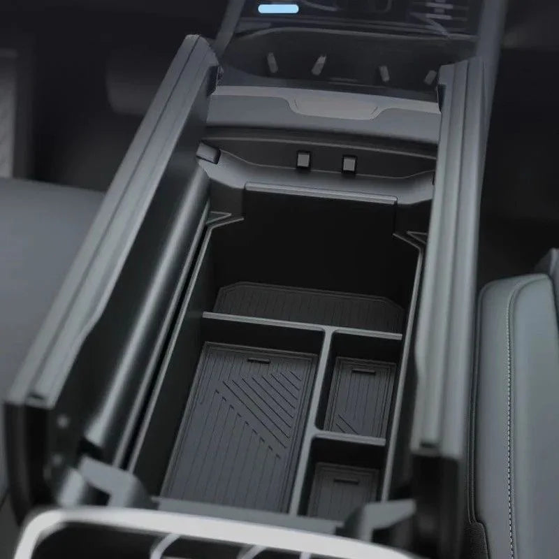 JAECOO J7 PHEV 2024-2026 Armrest Storage Box Central Console Organizer Container Interior Tidying Car Styling Accessories