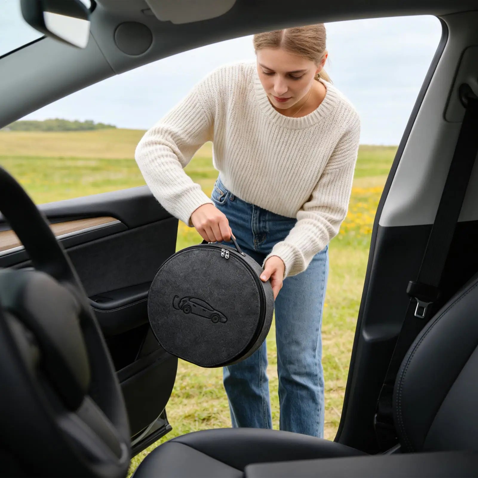 EV Charger Cable Storage Bag — Felt Organiser with Elastic Straps & All-Weather Protection