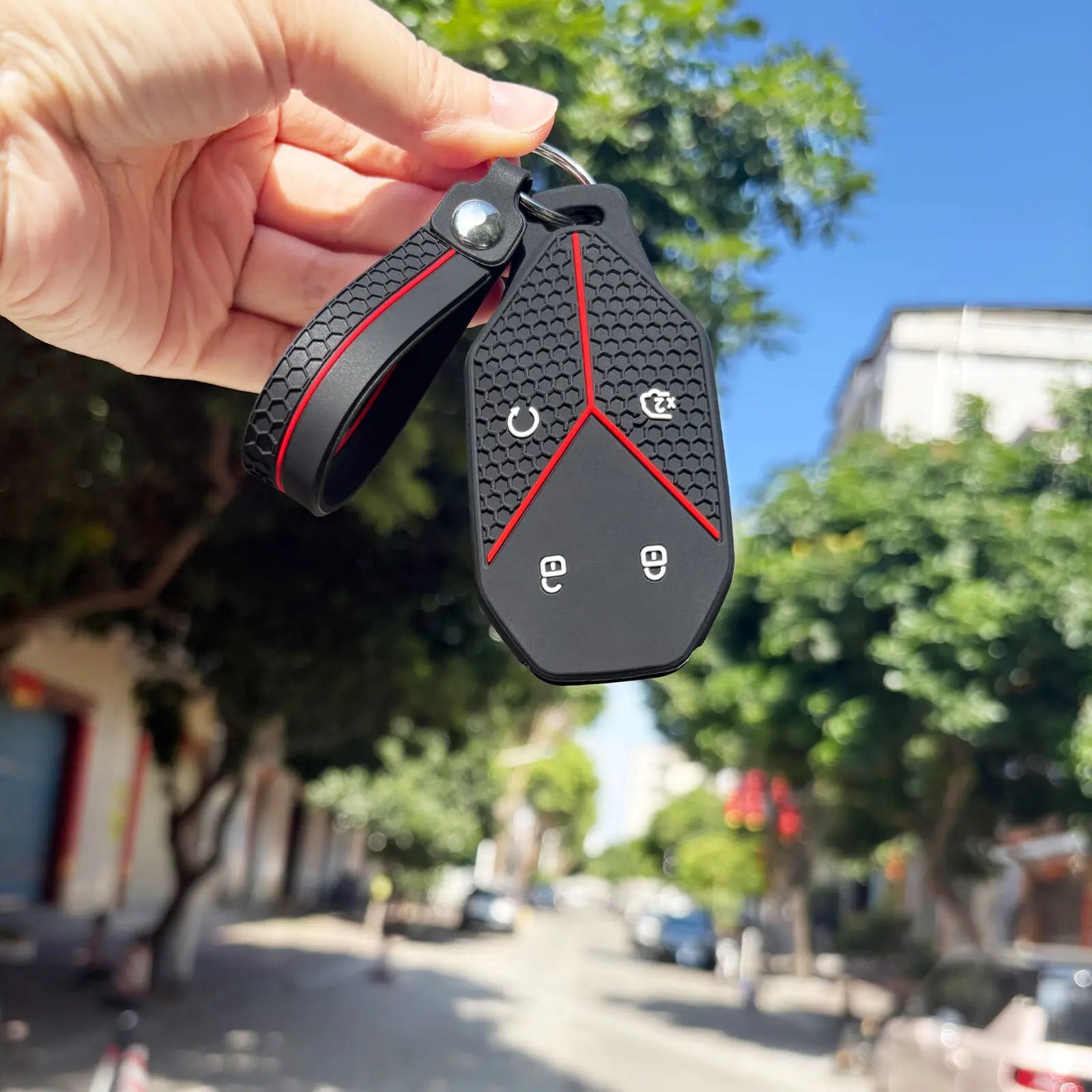 BYD Leopard 5 Ultra / Leopard 8 / Titanium 7 — Silicone Key Fob Case (2025–2026)