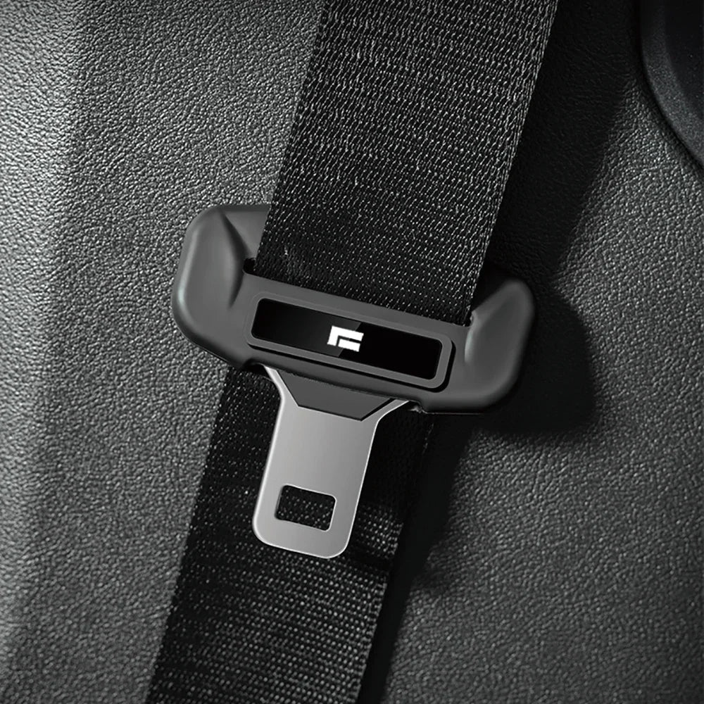 ROX 01 — Silicone Seat Belt Buckle Protective Cover Set