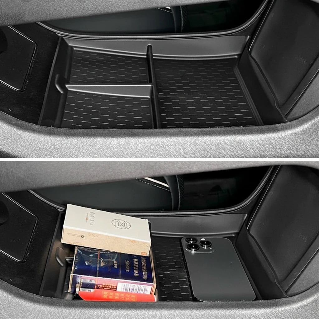 Car trunk with a black mat and compartments, branded 'My Zofia'.
