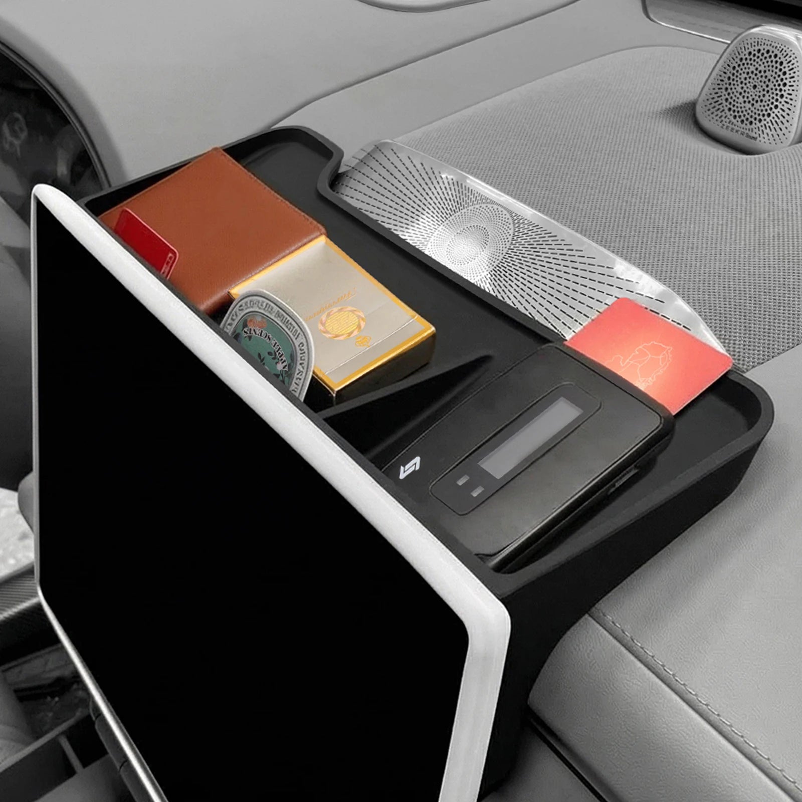 Zeekr 7X Dashboard Storage Tray